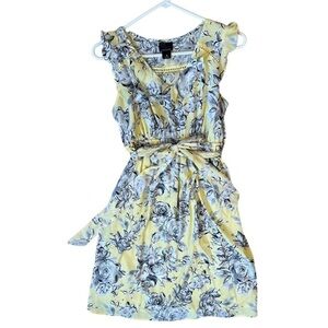 Floral Yellow Dress for the Mother to Be 💛